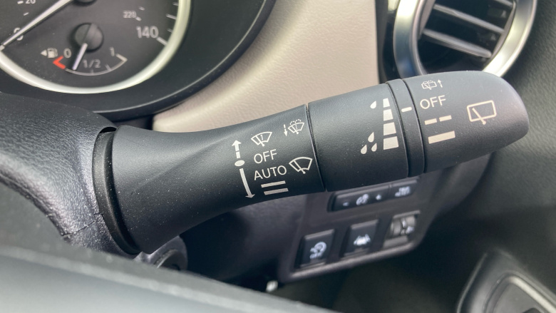 Nissan Micra 1.0 IG-T 92 Acenta 5dr Petrol Hatchback